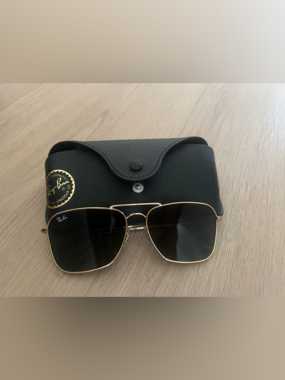 Ray-Ban Gold Frame Sunglasses- Caravan Reverse - Picture 3 of 7